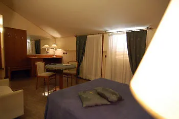 Enrica Hotel Brecciarola