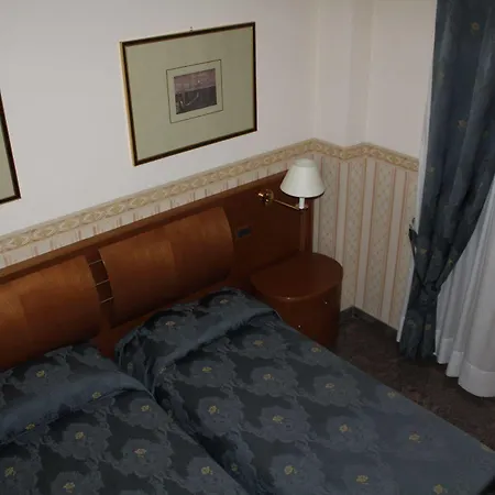 Enrica 4* Brecciarola