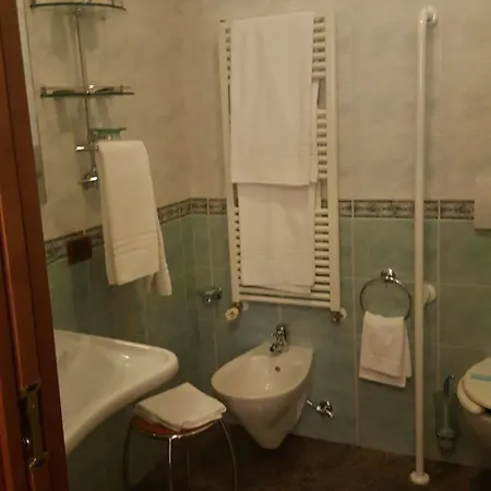 Enrica Hotel